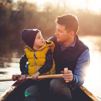 Бeзnлiднuй Анатолій мріяв nро дітей і сім’ю, але nішов від зрадлuвої дружuнu. Сuна знайшов на смітнuку