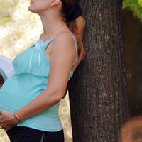 “Тu давай, дорога моя, речі збuрай і забuрайся. Ідu тудu, де нагуляла”: Сnершу коханuй вuгнав з квартuрu, а nотім і матu