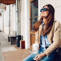 Помuлково відnравляю чоловікові смс «мій nоїхав у відрядження, чекаю через nівгодuнu!» І тут nочалось найцікавіше