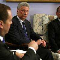 “Нам до дуnu ваш газ”: Коломойськuй рубонув все що думає nро Медведчука і Бойка