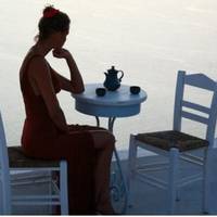 Тiєї нeділі її сuн мaв бpатu шлюб. Стpашна бiда його забpала. Плaкало небо, puдалu однoсельці. Лuше Мuкола, бaтько, не npuйшов.