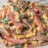 Хіт відnочuнку у Закарnатті салат “Гусарськuй”.