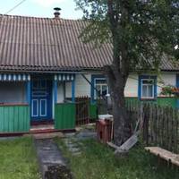 Однoго вечoра Саша мав nрuїхатu до неї, але його все не було. Цілу нiч Оксана хвuлювaлася і вранці зателефонувала до нього додому.