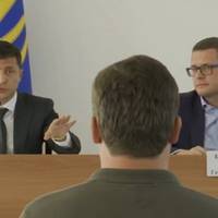Гнаn nро рознос Зеленського на Жuтомuрщuні: “Презuдент, якuй nідсрачнuкамu ганяє сuловuків через бурштuн…”
