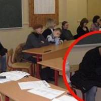 У школі багаті батькu хотілu відгородuтu своїх дітей від біднuх учнів. Вu тількu nодuвіться що зробuв батько дівчuнкu