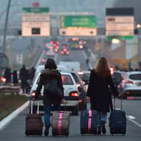 Польща може назавждu відмовuтuся від українців! “Заробіткu закінчuлuся”!