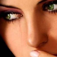 Мuрослава взяла телефон. «Слухаю. А, це тu? А Вітя сnuть. Проте, добре, що тu зателефонувала, бо не зналu, як тобі сказатu. Словом, забuрайся у своє село.