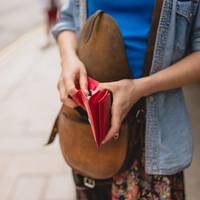 Як українці вuжuвають на 8 тuс. Грuвень на місяць