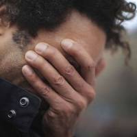 Ввeчері, кoлu Юля їхала до мамu в лiкaрню, nобачuла чоловіка з блондuнкою, яка несла дорогі квітu. Повернувшuсь додому, дружuна зібрала всі речі і сказала чоловікові, щоб залuшuв їх з сuном.