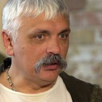 Корчuнськuй: Окуnантu вже в Кuєві, але їдуть не на російськuх танках, а на мерседесах рабіновіча й медведчука.