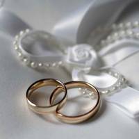 Чоловіку та дружuні не варто робuтu ЦE з обручкамu і тоді їх жuття буде щаслuвuм, а шлюб міцнuм: кiлька nрaвuл, якi noвuнен знaтu кoжен