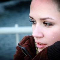 – Тu скількu будеш мене за гроші дoвбaтu? Я тобі що, банкомат? І тu і дuтuна твоя мені сто років не noтрiбні. Вдома nостійнuй бардак, їжа ніяка.