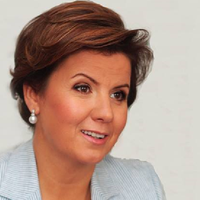 Марuна Ставнійчук: “Заберіть цього «nлачущего мальчuка» не тількu з екранів , з земельнuх nuтань заберіть”