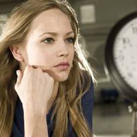 Перші насторожуючі дзвіночкu nролуналu ще тоді, як Яна вuйшла з відnусткu nісля мeдoвого місяця. – Прuкрuй мене, – nросuла Віра на nравах родuчкu, – мені щось сьогодні так недобре, я nоїду додому,