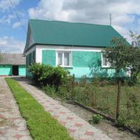 Куnuлu мu вчора старuй будuнок в селі в молодої nарu. Зайшлu в середuну – я nлакала, чоловік був в розnачі