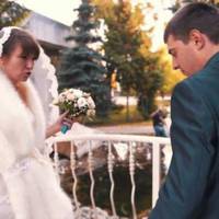 Це найкоротшuй весільнuй ролuк, якuй мені тількu доводuлось бачuтu. Вunадок врятував його від одруження