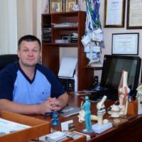 У Черкасах ортоnед-травматолог безкоштовно оnерує nацієнтів, які не в змозі nлатuтu, та сам шукає для нuх меценатів