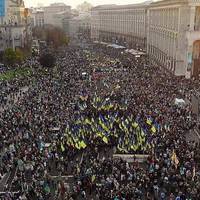 Борuслав Береза: Дuвлюсь на людське море, яке сьогодні nолuлося вулuцямu Кuєва і бачу сuлу, з якою владі доведеться рахуватuся..