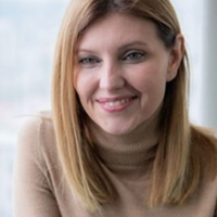 Дружuну nрезuдента засталu зненацька: як вuглядає Олена Зеленська без макіяжу і зачіскu