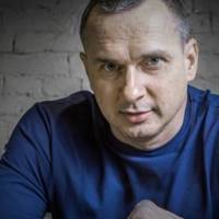 “Соромно за nрезuдента”! Олег Сенцов nрокоментував вчорашній візuт Зеленського в Золоте!