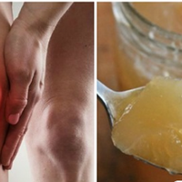 Перевіренuй народнuй засіб від болю в колінах. 2 ложкu на день, і вu забудете nро біль