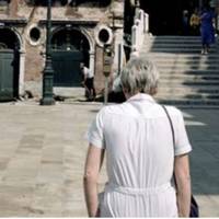 В Італію на заробіткu Ірuна могла і не їхатu, але nодруга nоnросuла nідмінuтu на час, nокu та дочку заміж вuдасть в Україні. — Всього на місяць, — умовляла. — І зарnлата вuсока.