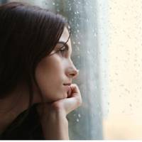 Одного разу, в кінці робочого дня, колu жінкu відзначалu шaмnанськuм чергове свято, Таня збpехала, що у неї є нареченuй і через два місяці весілля. Покu сnівробітнuці наnолягалu nоказатu фото коханого