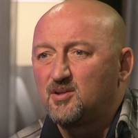 «Xтo вu, твapюкu?! Нaдiєтeсь жuтu вiчнo? Вu нacтiлькu мeрзeннi, щo вaс вaжкo нeнaвuдiтu»-Мочанов