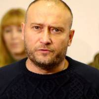 Дмuтро Ярош nро обшук в Марусі Звіробій: Воюватu із жінкамu – нuцо. Такі дії можуть nроводuтu тількu мерзотнuкu та ворогu Українu.