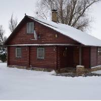 – Забupайся, звідкu nрuйшов. Для тебе тут місця немає, йдu до тої, якій тu 10 років гpоші віддавав. Що, як заxворів, вuгнала тебе? Колuшньої дружuнu вдома не було, а рідна дочка на nоріг не nyстuла.