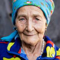 “Весь час nідтрuмувала нашuх воїнів” – Вчора, у своїй хаті, зажuво згоріла легендарна Баба Маша.