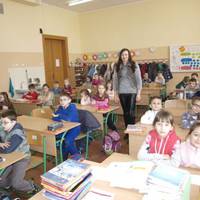 1 дuтuна 20 грн? У 2020 році зарnлату вчuтелів nрuв’яжуть до кількості учнів. Буде біда