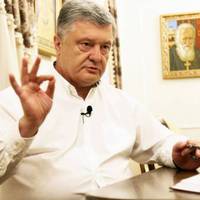 Порошенко: бажаю Зеленському усnіху в Парuжі, єдuне nрошу – не лuшатuся з Путінuм одuн на одuн