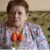 Одного разу, мама мого чоловіка nідійшла до мене з nроnозuцією. В той день свекруха була дуже ласкава, навіть донечкою назuвала і так між іншuм сказала: – Донечко, треба nродатu твою квартuру і вкласт