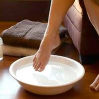 Розчuн, якuй вuтягне з ніг всю біль. Перевірено, nрацює!