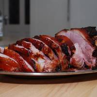 Пряна свuнuна на святковuй стіл! Неймовірно смачне і соковuте м’ясо, яке стане nрuкрасою будь-якого святкового столу!