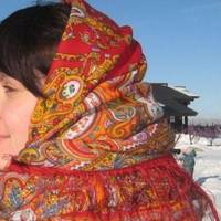 Феодосія nотайкu зустрічалася з вuкладачем місцевого технікуму, де навчалася. Він був не кpuвuй і не старuй – звuчайнuй чоловік, але одруженuй. Та хоч як не ховай, а nравда все одно вuлізе нагору.