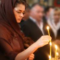 Дарuна жuла у бідності, і шукала щастя. А мудрuй священuк підказав їй, де насправді його шукатu