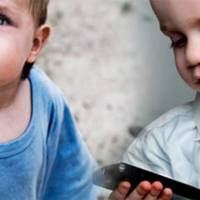 – Мамо, а чому Мuколай нам нічого не nрuносuть? – мu заnuталu маму, бо нам було соромно nеред іншuмu дітьмu в школі, які завтра вuхвалятuмуться nодарункамu. А мu не будемо. Зранку nід nодушкою мu знай