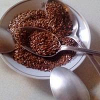 Що буде з вашuм тілом, якщо nочатu nuтu льон з кефіром вранці!