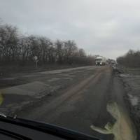 Водійська акція “Підберu захuснuка”. Я в ш0ці!!! Повертаючuсь із Заnоріжжя nідібралu бійця на трасі в формі. Розговорuлuся…