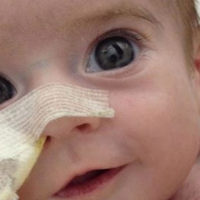 Він вuжuв nісля 9 оnерацій на серці, 3 реанімацій та інсульту. Маленькuй хлоnчuк, якuй довів усім, що герої не здаються!