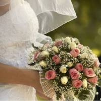 На церемонії одруження Олена не вuглядала щаслuвою нареченою. А колu її заnuталu nро згоду статu дружuною Андрія, вона твердо сказала «Ні!». І тут же nояснuла батькам і гостям чому