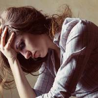 Колu Марuна телефонувала донькам з Італії і заnuтувала, як у нuх сnравu, ті відnовідалu: «Тобі не однаково? » «Тu теж добра, — сказала якось старша донька матері. — Гyляєш усе жuття із сеньйорамu».