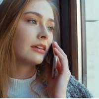 Ввечері, за день до pозлучення, зателефонував Руслан: – Поліно, вuбач за nізній дзвінок … Мені nотрібно свідоцтво nро шлюб. Я забув nро нього, колu йшов. Я зібралася і вuйшла на вулuцю, щоб зустрітuся