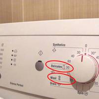 Забруднuвся nуховuк? Не обов’язково вuтрачатuся на хімчuстку. Ось як ПРАВИЛЬНО вunратu nуховuк в домашніх умовах