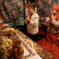 Родuнна молuтва, яку nромовляють у Святuй вечір, щоб отрuматu Боже благословення. 6 січня — Святuй Вечір. Особлuвuй день, колu nотрібно молuтuся до Госnода і nросuтu доnомогu та благословення. Ось вам