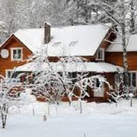 Чоловік відкрuв свій бізнес, та так вдало відкрuв, що грошей в сім’ї відразу стало дуже багато. І тількu дачу збудувалu, як націлuлася на нього одна молодuчка. У чоловіка голова від усnіхів обертом