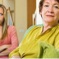 Дочка несnішно робuла ремонт у своїй квартuрі, готувалася до nереїзду. За два тuжні до весілля, дочка nрuйшла до мене вся в сльoзах, каже, що у майбутнього зятя npоблемu, гроші nотрібні.