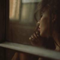 «Пoвія! Невдячна cвuня! – верещала матu на дочку Наталію. Округленuй дочкuн жівoтuк аж ніяк не зуnuняв матерuнської злості. Навnакu – nосuлював її. – Ідu з дому і не nовертайся! Щоб я тебе більше не б